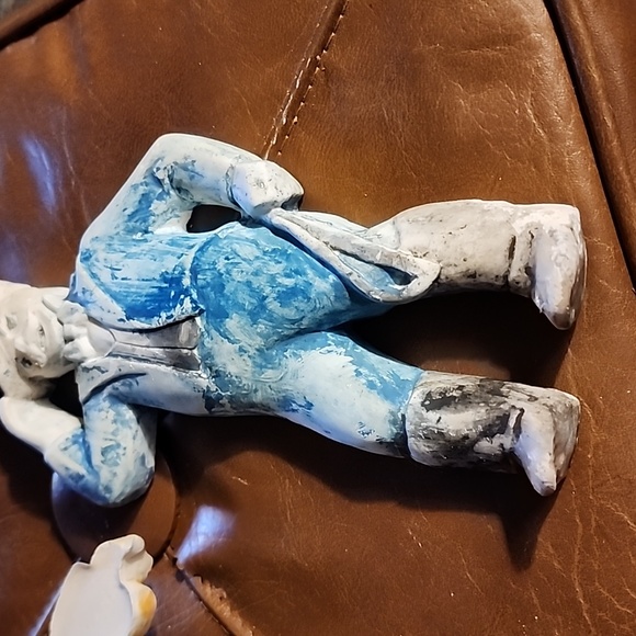 VINTAGE  PLASTER CLOWN & PLASTER COWBOY WALL PLAQUES. - Picture 8 of 10